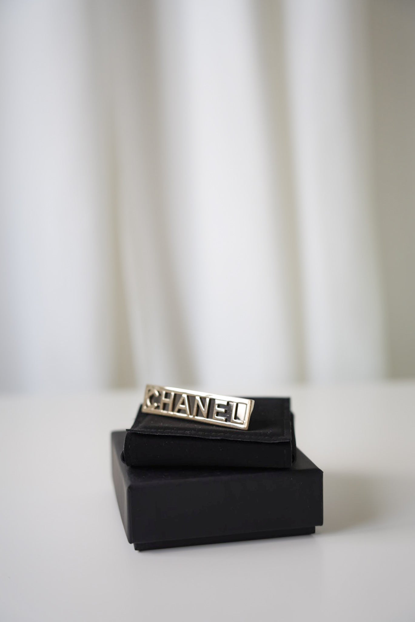 Chanel hairclip