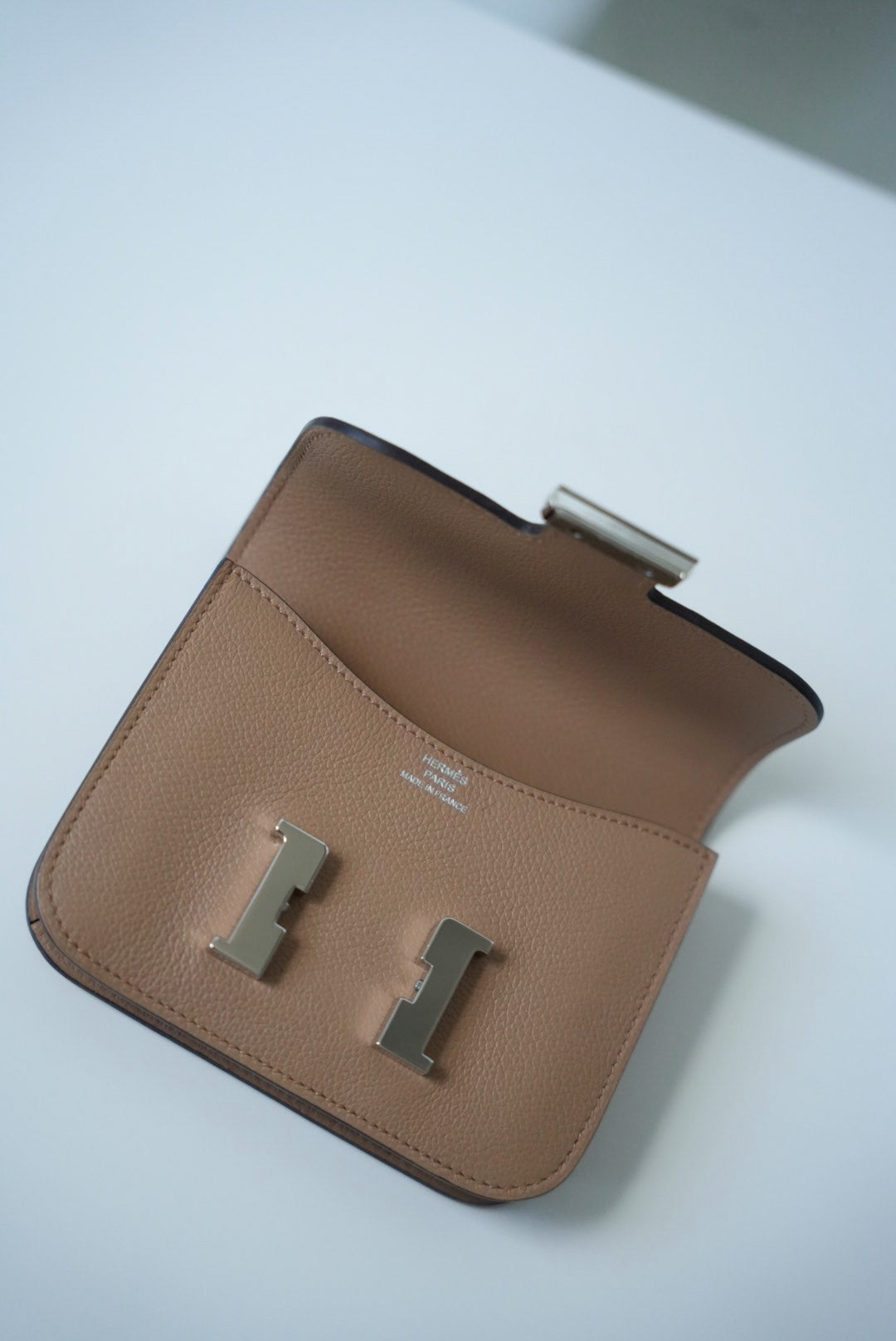 Hermès Constance Wallet