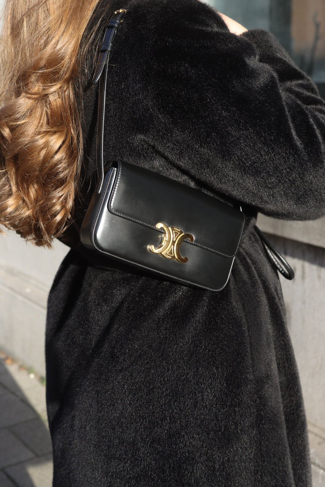 THE PERFECT EVENING BAG