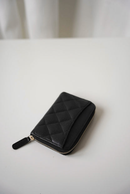 Chanel Wallet with zipper pocket