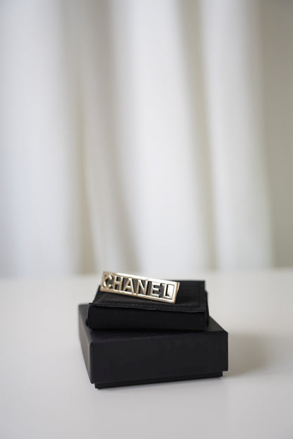 Chanel hairclip
