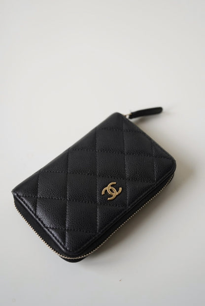 Chanel Wallet with zipper pocket