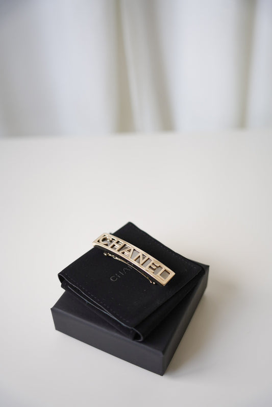 Chanel hairclip