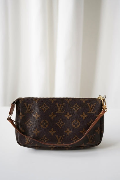 Louis Vuitton Pochette Accessoires