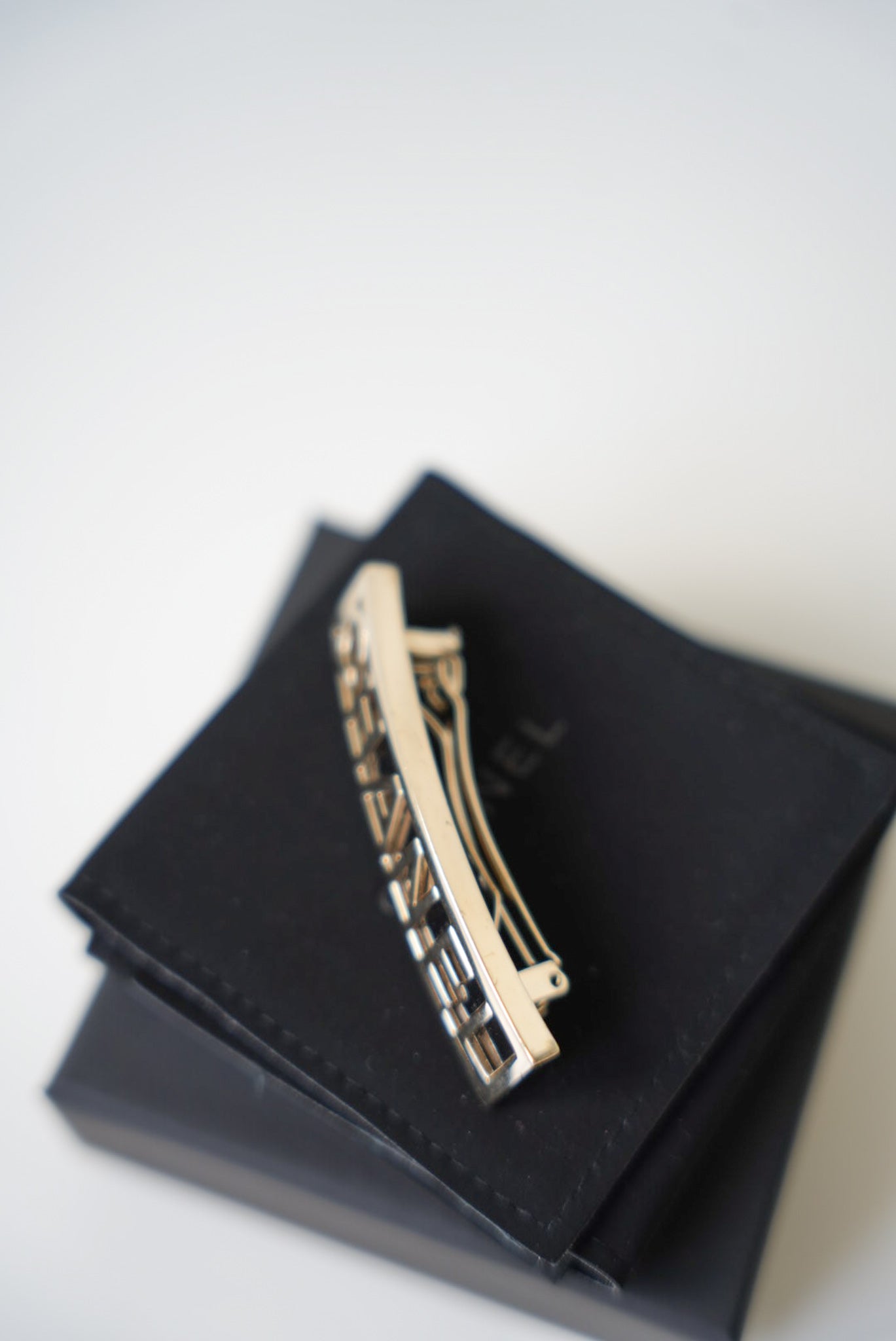 Chanel hairclip
