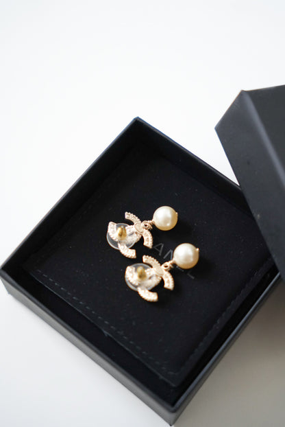 Chanel Pearl earrings