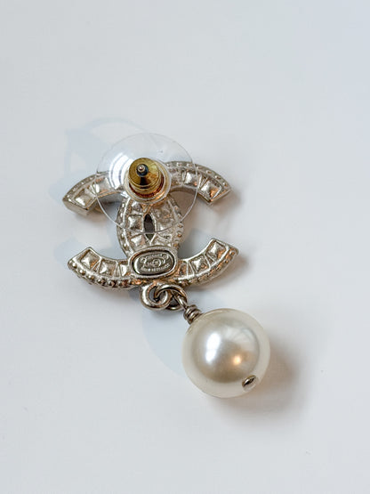Chanel Pearl earrings
