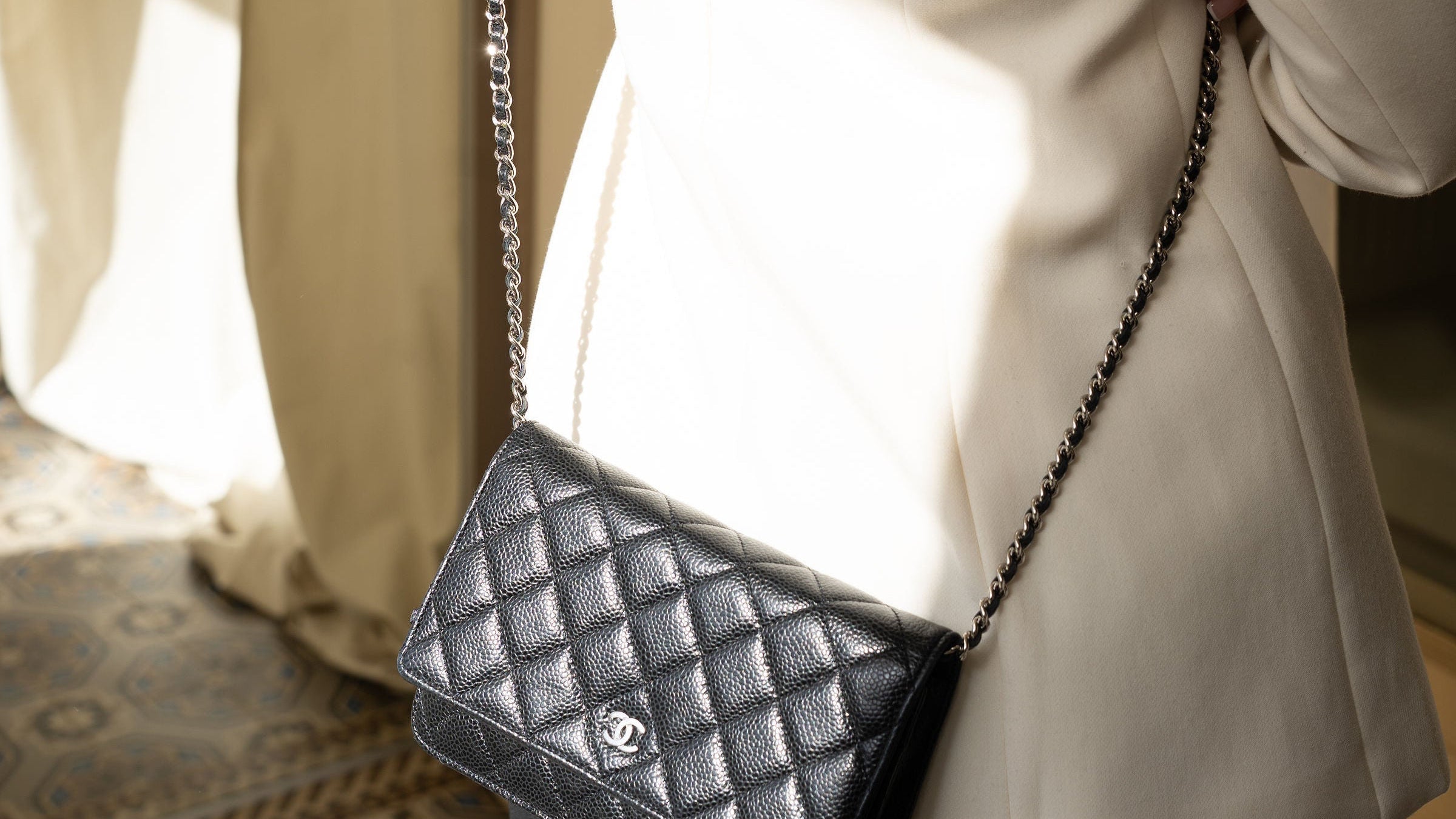 Handbag concierge service