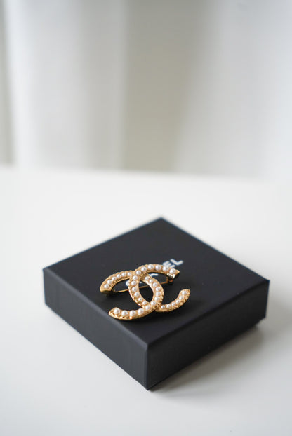 Chanel Brooch with Pearls