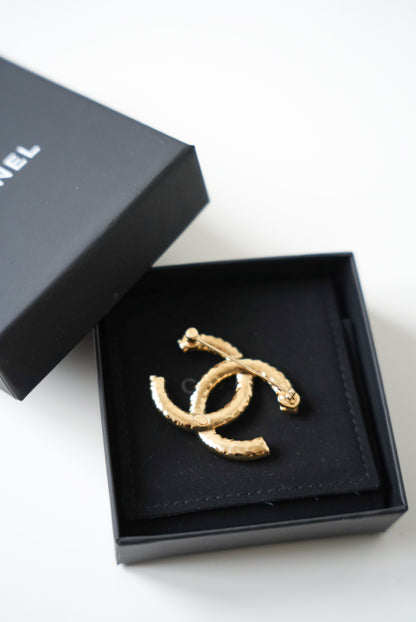 Chanel Brooch with Pearls